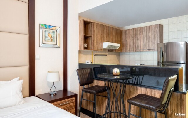 ST-Burj Al Nujoom-1711