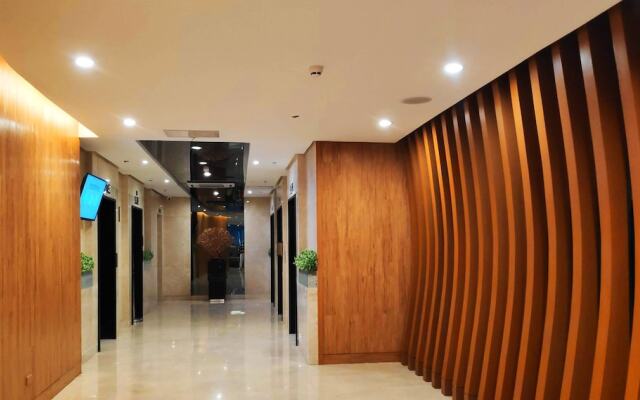 Shore 2 Residences