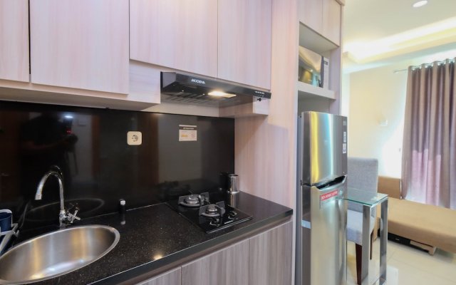 Modern And Comfy 1Br Apartment At Woodland Park Residence