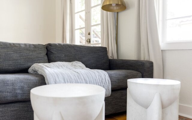 The Grandview Collection - Newark