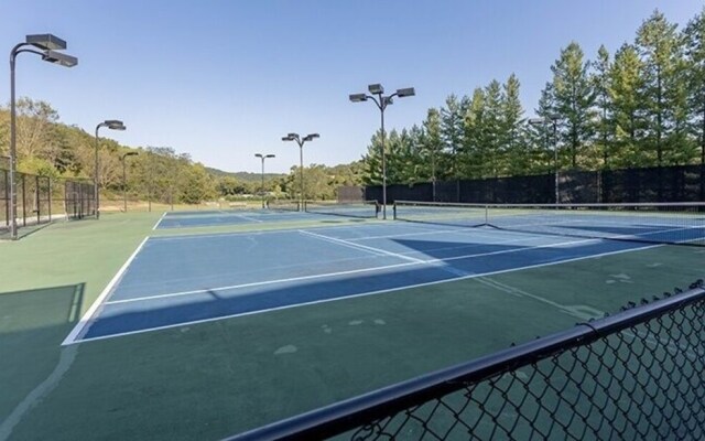 Top Tee A 3 Bedroom Condo