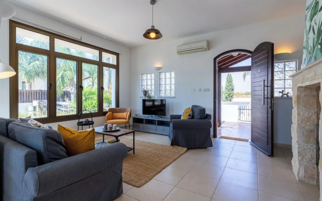 Lumina 2-BR Villa and Pool in Ayia Napa