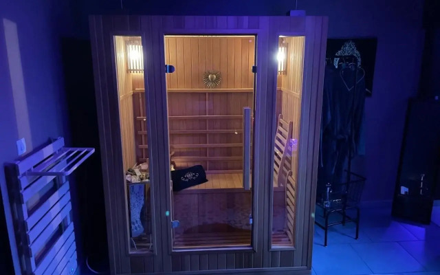 Lover's room 48