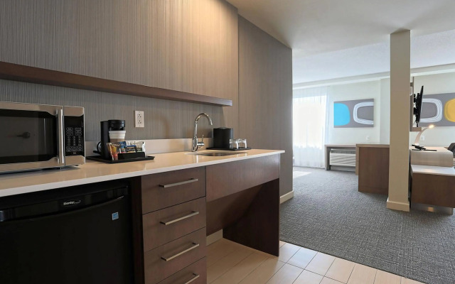 Courtyard by Marriott Montreal West Island/Baie D'Urfe