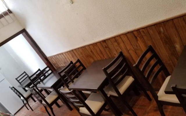 Hostel Brown