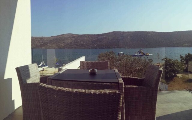 Sky Beach Aparthotel