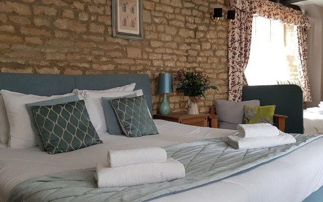 The Kings Arms Hotel