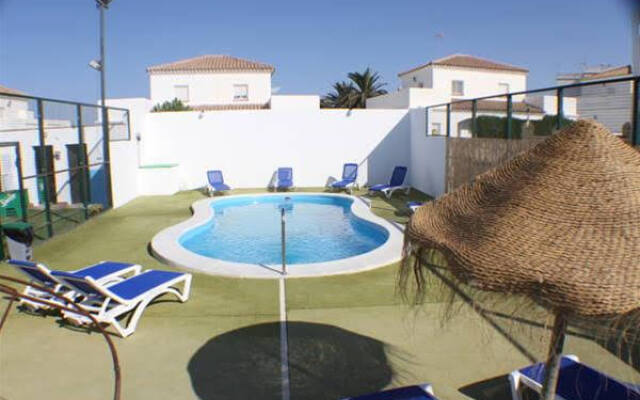 Apartamentos La Palmera