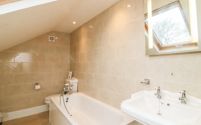 Littleham Court Cottage