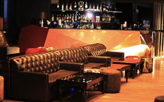 The Gramercy Residence Makati Suite Amazing View