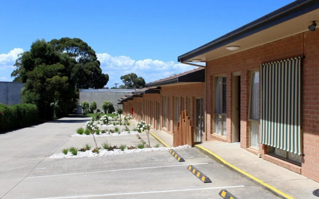 Cranbourne Motor Inn