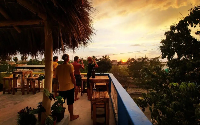 Sundaze Hostel