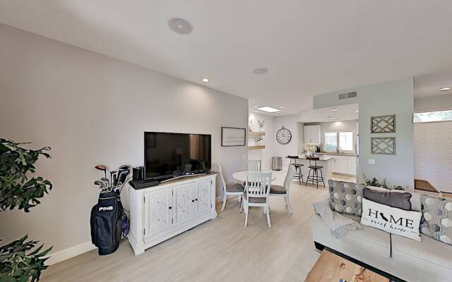 Newly Renovated 2020! 3 Bedroom Condo