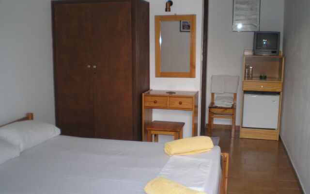 Golden Sun Hotel