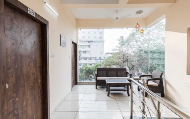 Anroute Stays127- Opp Bansal Hospital