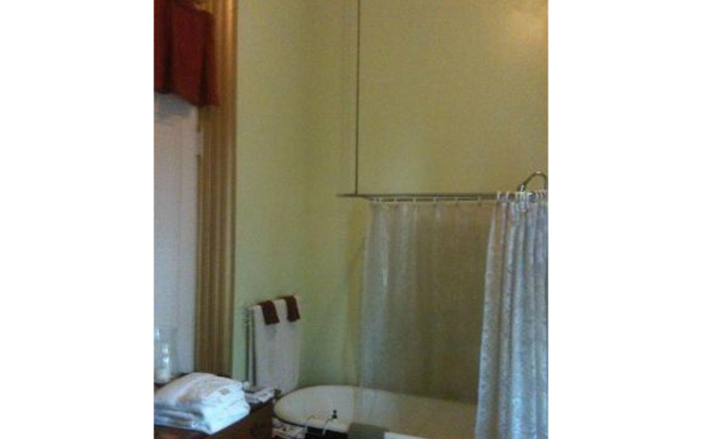 The Claremont House Bed & Breakfast