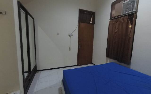 Oyo 1562 Green House