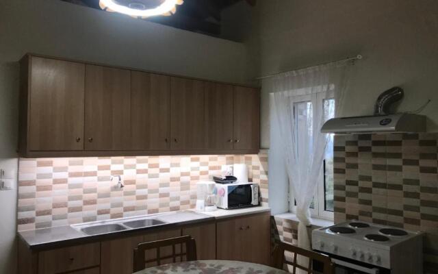 Barbajonn's Stone House