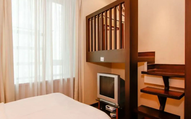 New Space-Time Chenmeng Hotel