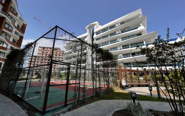 Gorgeous Residence in a Luxury Complex in Kyrenia