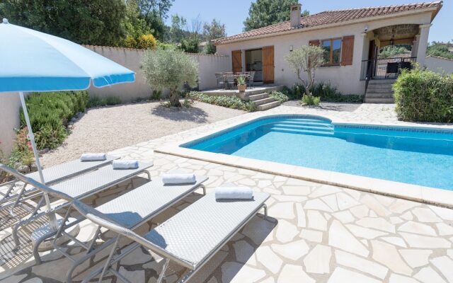 Cosy Villa in Félines-minervois With Swimming Pool