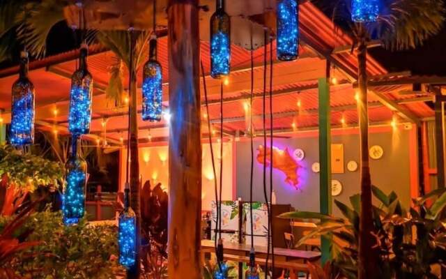 Millenium Hostels - Manuel Antonio
