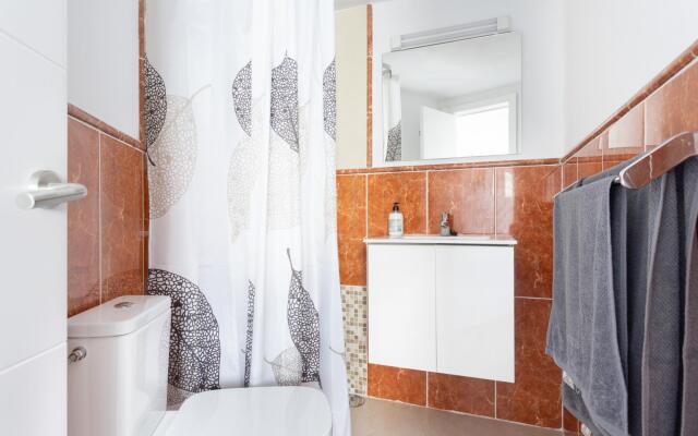 Home2Book Triplex Disco Beach Las Américas, Terrace