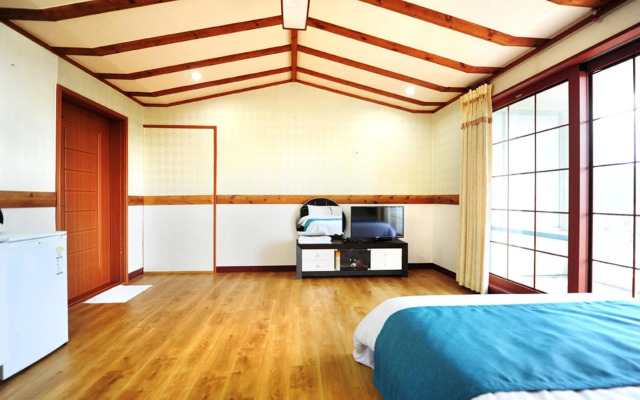 Jajang Jajang Pension