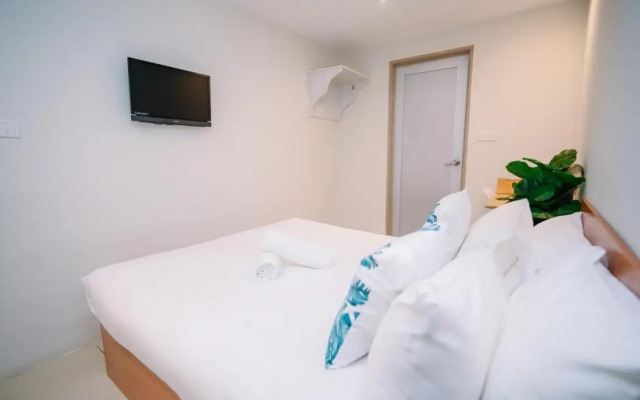 Swiss Cottage Hotel