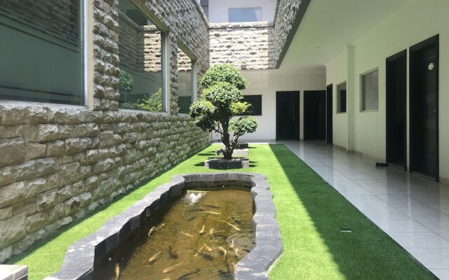 ZEN Rooms Sedati Juanda