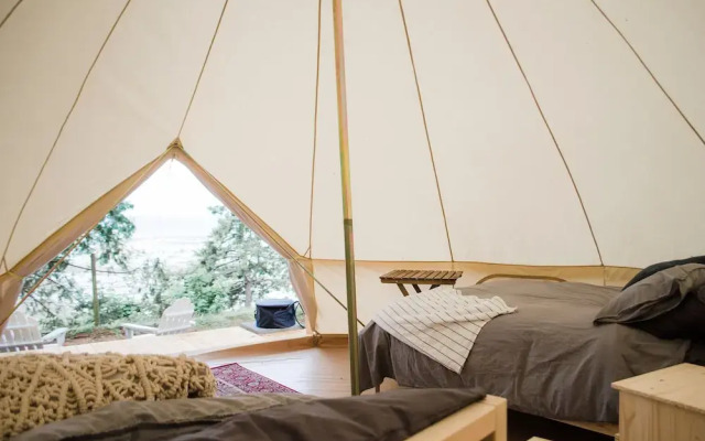 Fossil Beach Farm (Glamping)