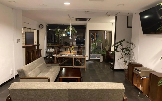 J-Hoppers Beppu Guesthouse ジェイホッパーズ別府ゲストハウス