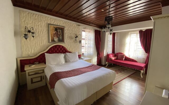 Cicerone Lodge Hotel