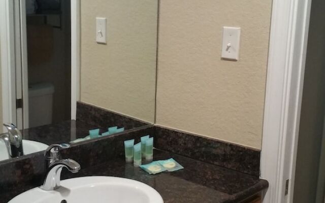 Canyon Springs Country Lodge