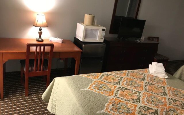 Grewals Inn and Suites by Elevate Rooms