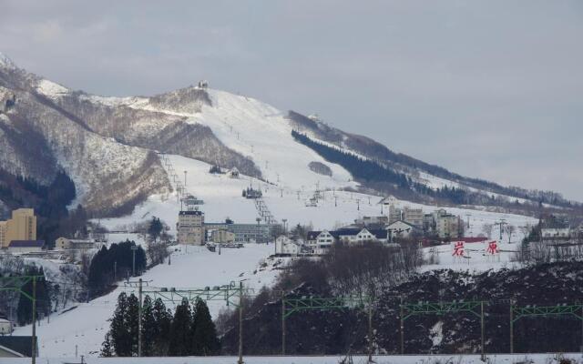 Hotel Chalet Yuzawa Ginsui