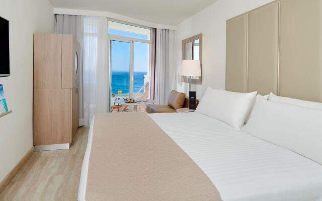 Melia Calviá Beach Hotel