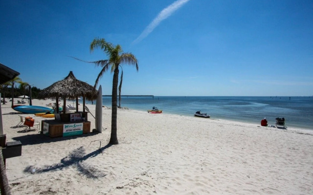 506 Little Harbor Inn