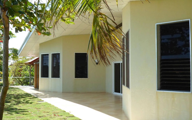 Meili Beach Resort