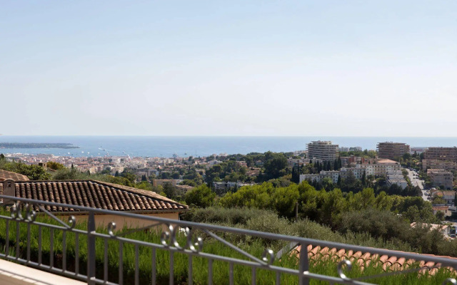 Villa Stephanie Guest House