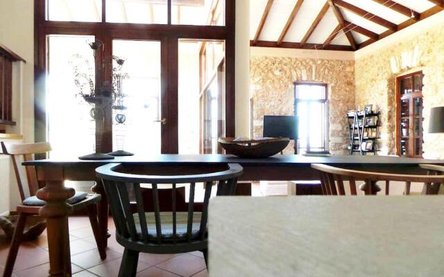 Gytheio Retreat, Panoramic Sea View apartment