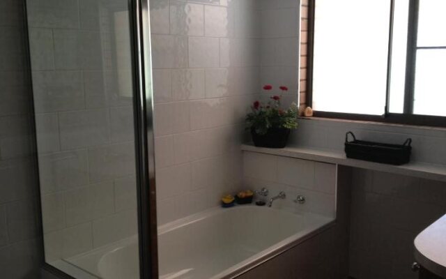 Shady Trees Barrington Holiday House