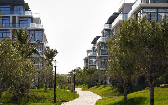 Polo Residences  (Sea Breeze Resort)