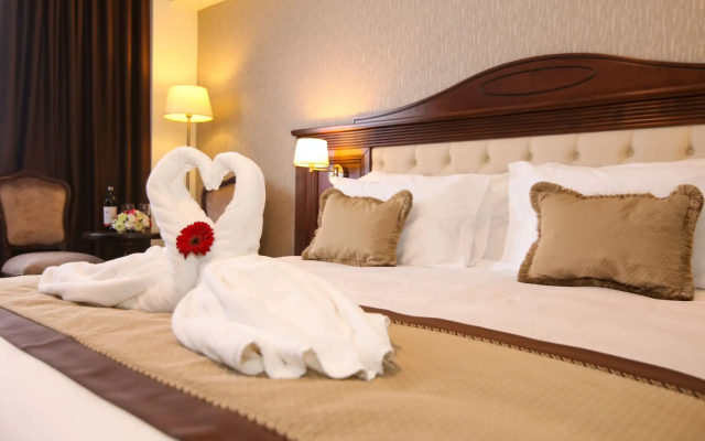 Hotel Carmen - Hotel in Predeal - Photo 5