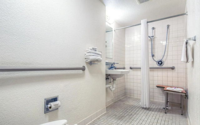 Motel 6 La Mesa, CA - San Diego