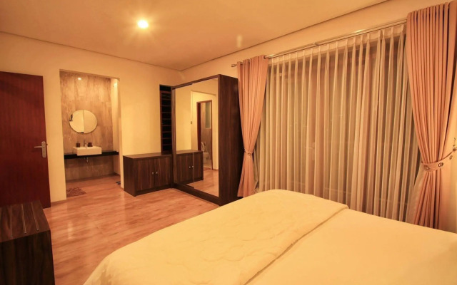 De Reiz Villa Dago Syariah