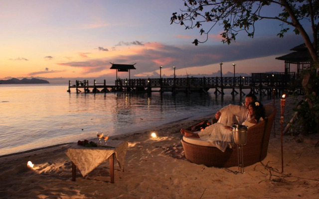 The Reef Dive Resort