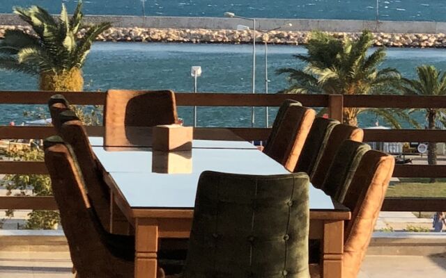 Askar Port Hotel By Continent