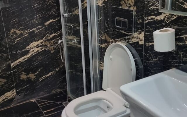 Diamond Pruva Hotel