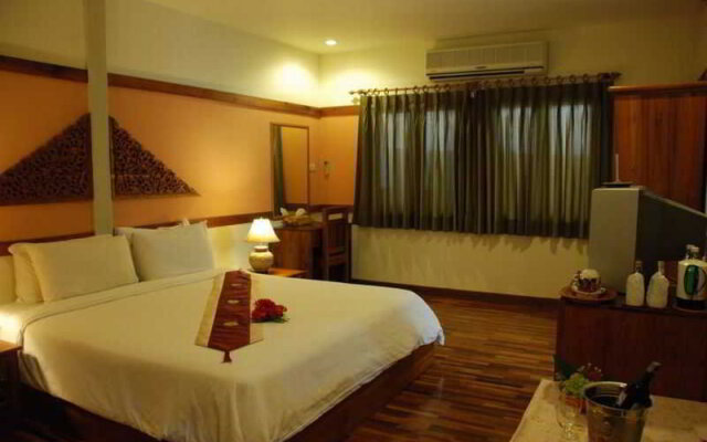 Xin City Samui Hotel